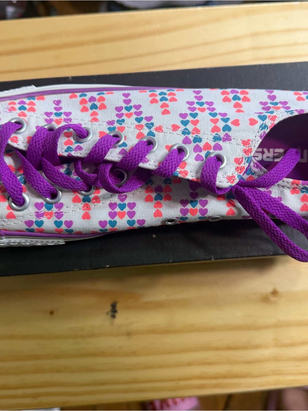 Converse White Canvas Sneakers with Purple Laces and Multicolor Hearts